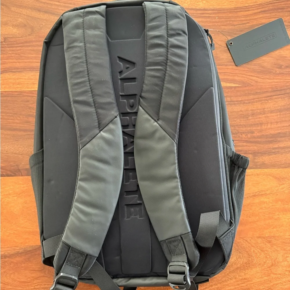 Alphalete Core Backpack - Picture 3 of 7